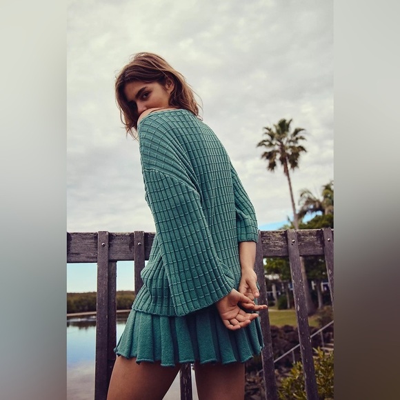 FP lookalike sweater & skirt set​​​ - Picture 2 of 4